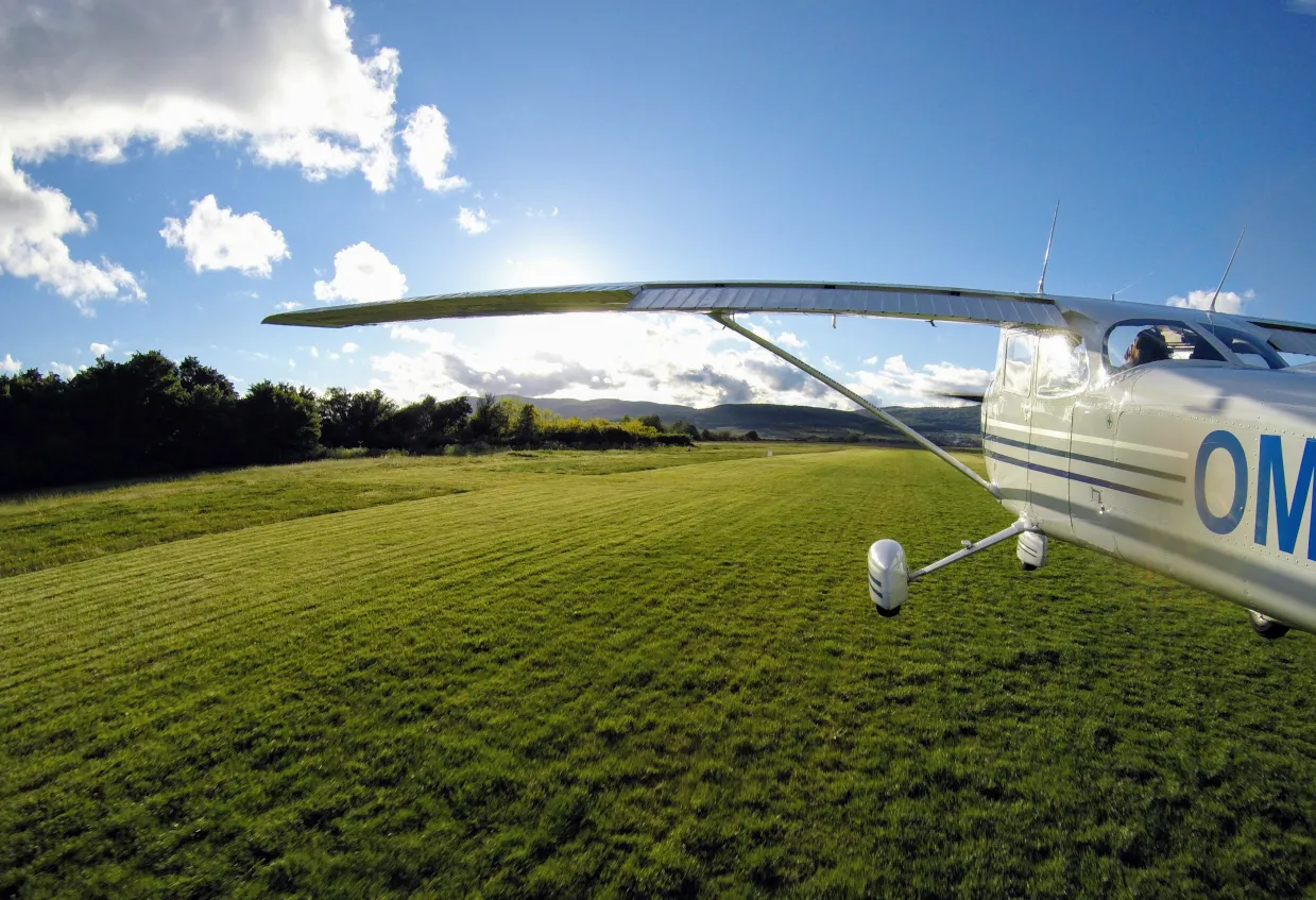 Pilotom lietadla na skúšku Senica-1