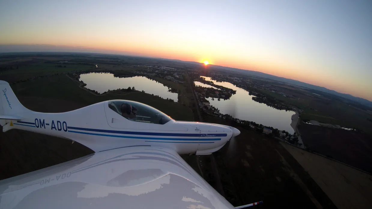 Pilotom lietadla na skúšku Senica-0