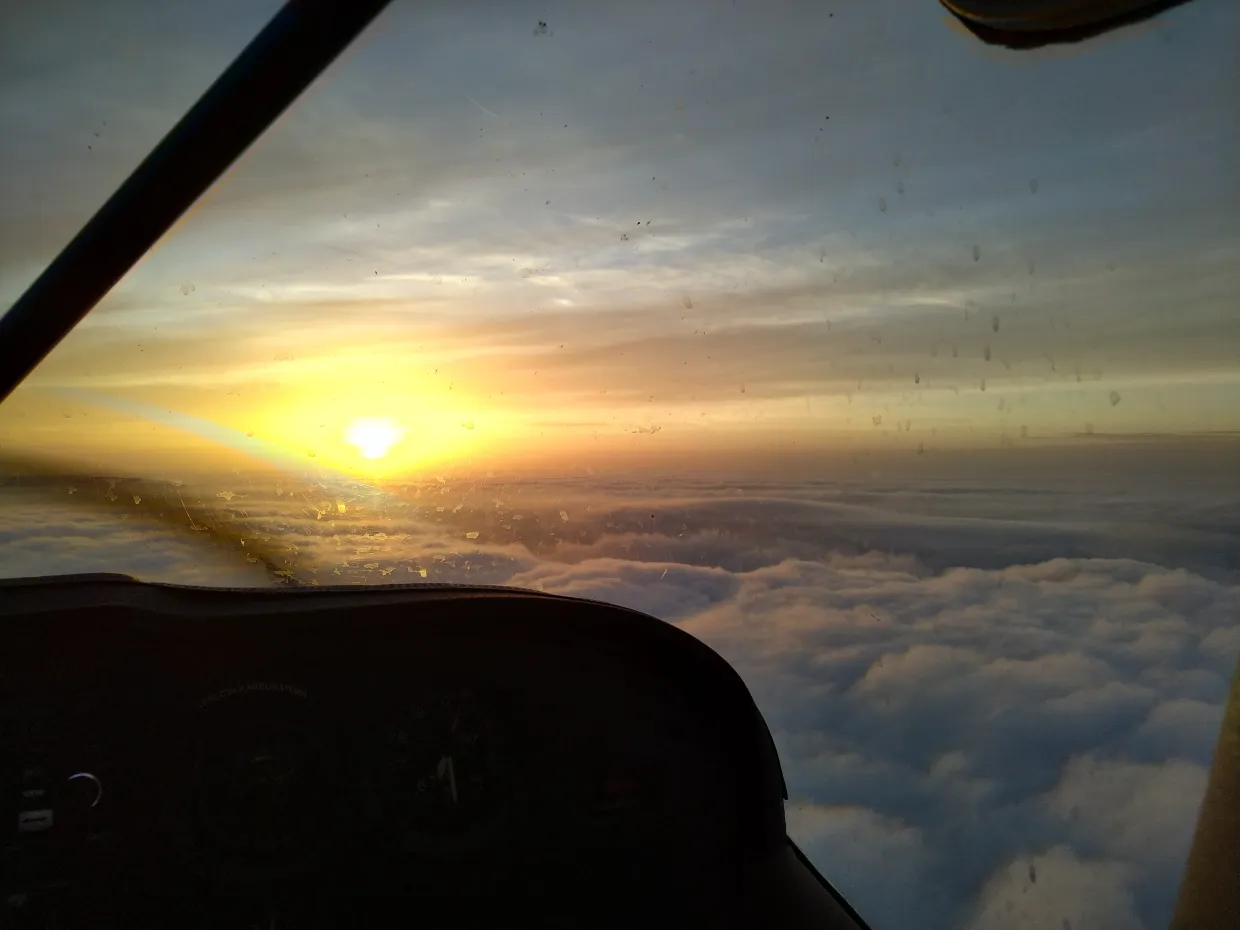 Pilotom lietadla na skúšku Očová-1