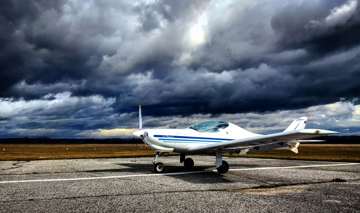 Pilotom lietadla na skúšku Ražňany-0