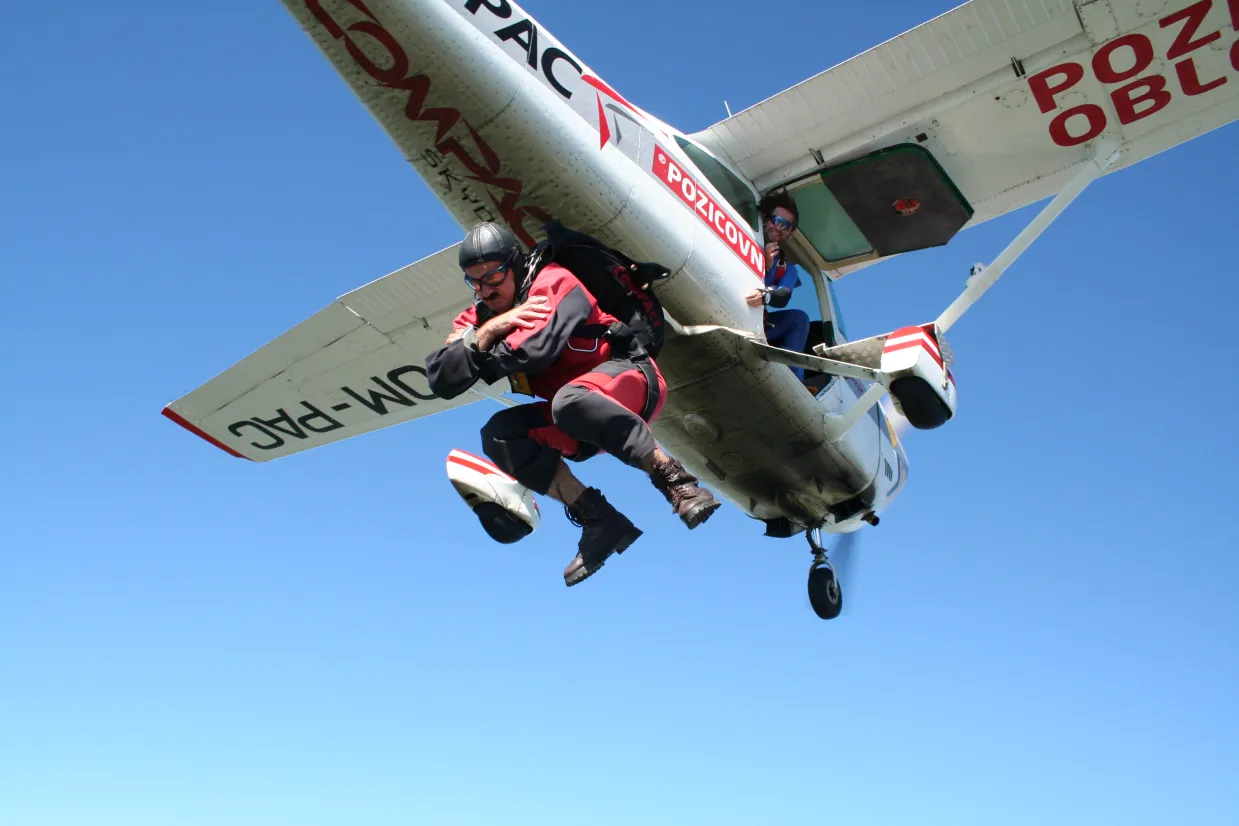 Sólo zoskok s padákom Očová-1