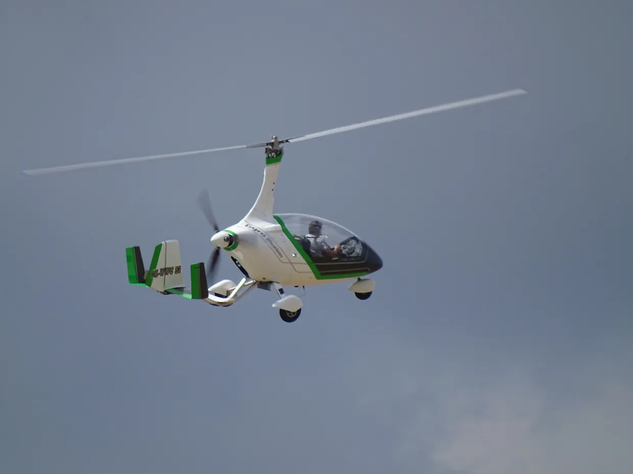 Zážitkový let vírnikom Partizánske-2