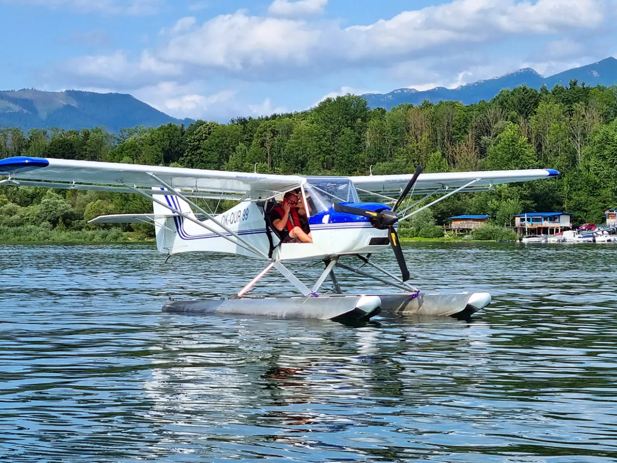Pilotom hydroplánu na skúšku Liptovská Mara-9