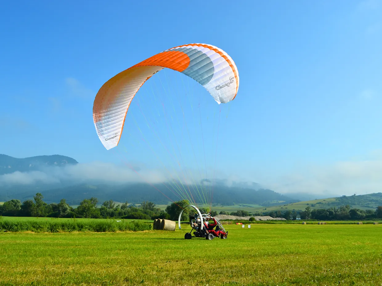 Motorový paragliding Liptov-13