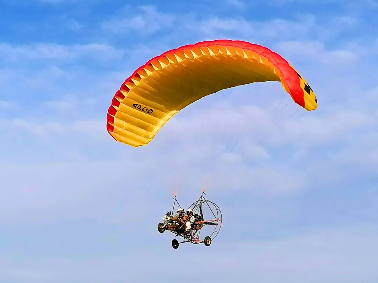 Motorový paragliding Očová-9