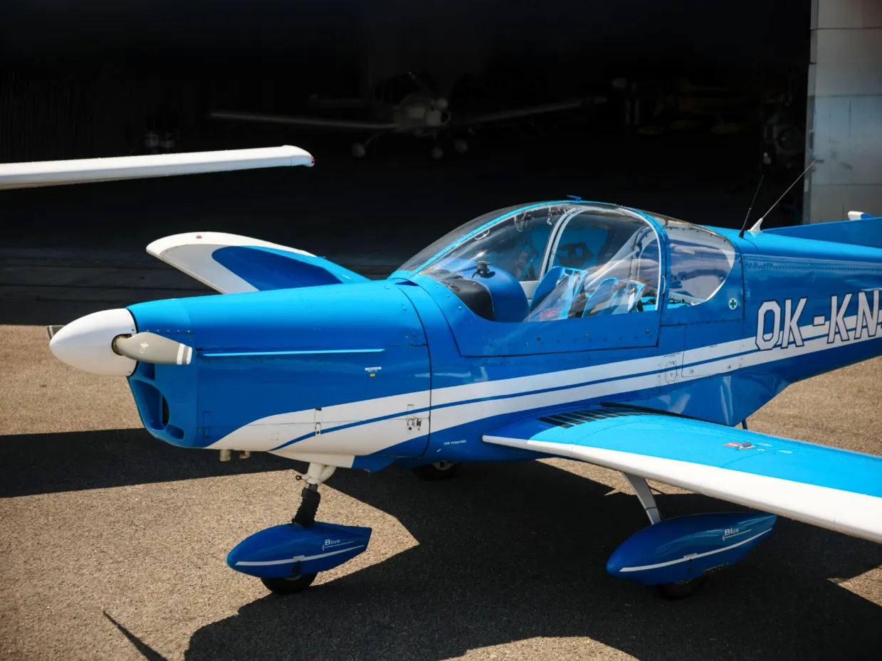 Akrobatický let lietadlom Brno-9