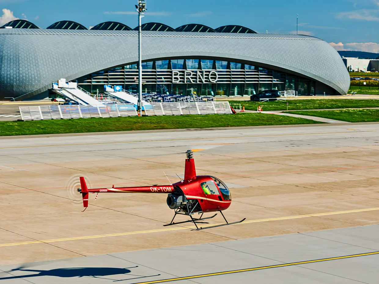 Pilotom vrtuľníka na skúšku Brno-0