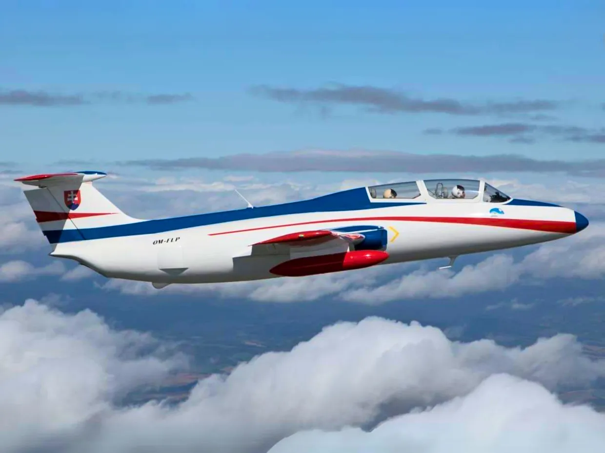 Let stíhačkou Žilina-6