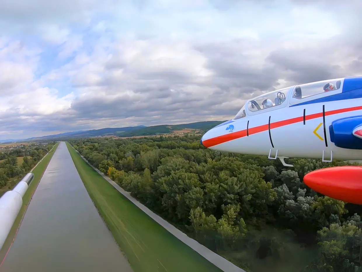 Let stíhačkou Žilina-2