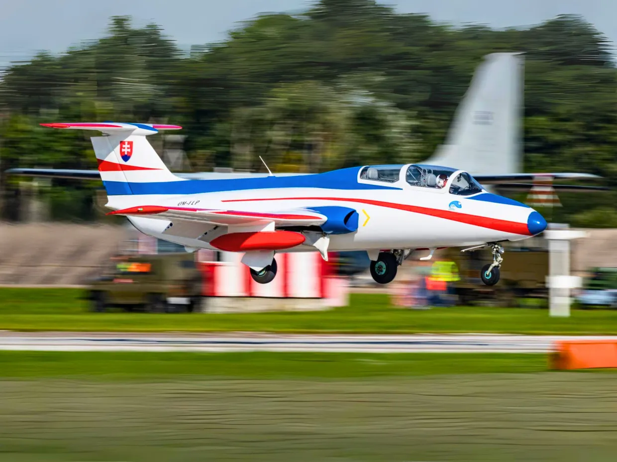 Akrobatický let stíhačkou Piešťany-4