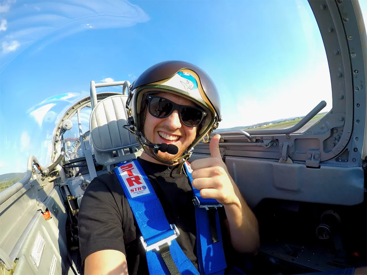 Akrobatický let stíhačkou Piešťany-5