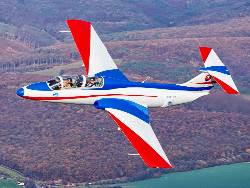 Akrobatický let stíhačkou Žilina-2