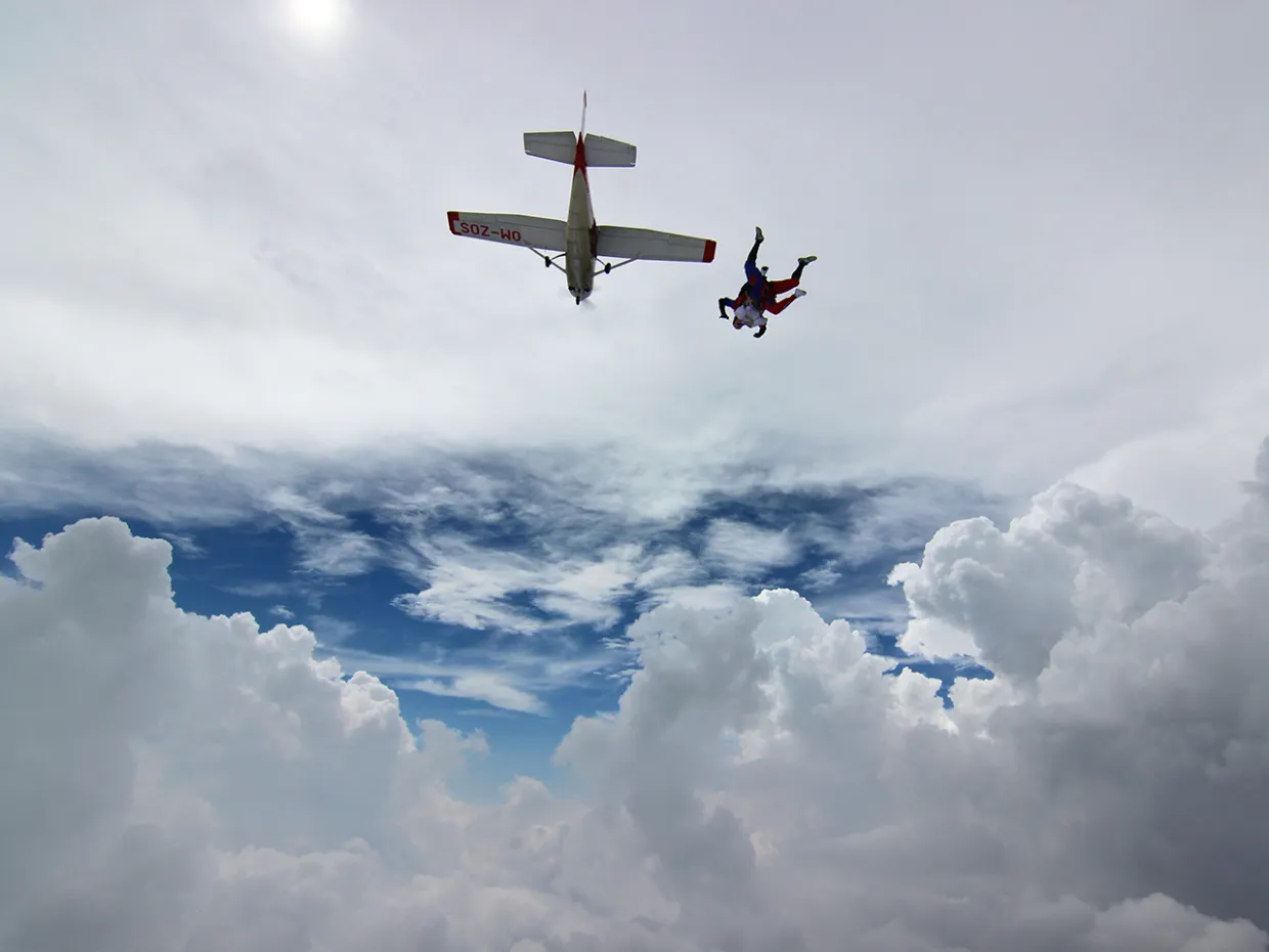 Tandemový zoskok s padákom Prievidza-0