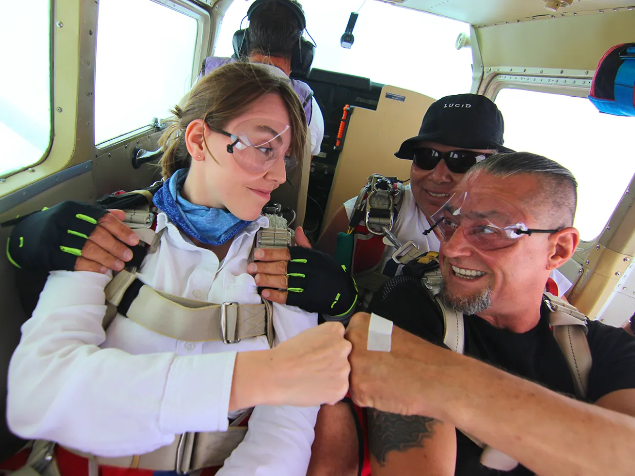 Tandemový zoskok s padákom Prievidza-2