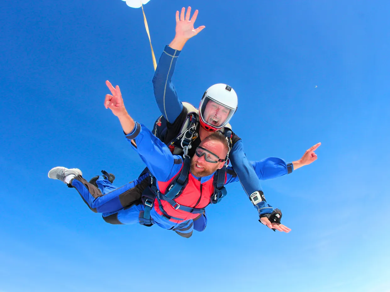 Tandemový zoskok s padákom Dubnica nad Váhom-0