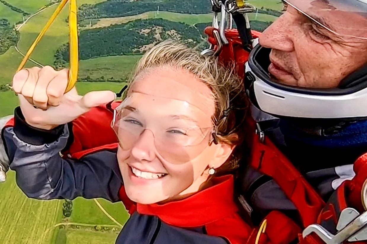 Tandemový zoskok s padákom Martin-1