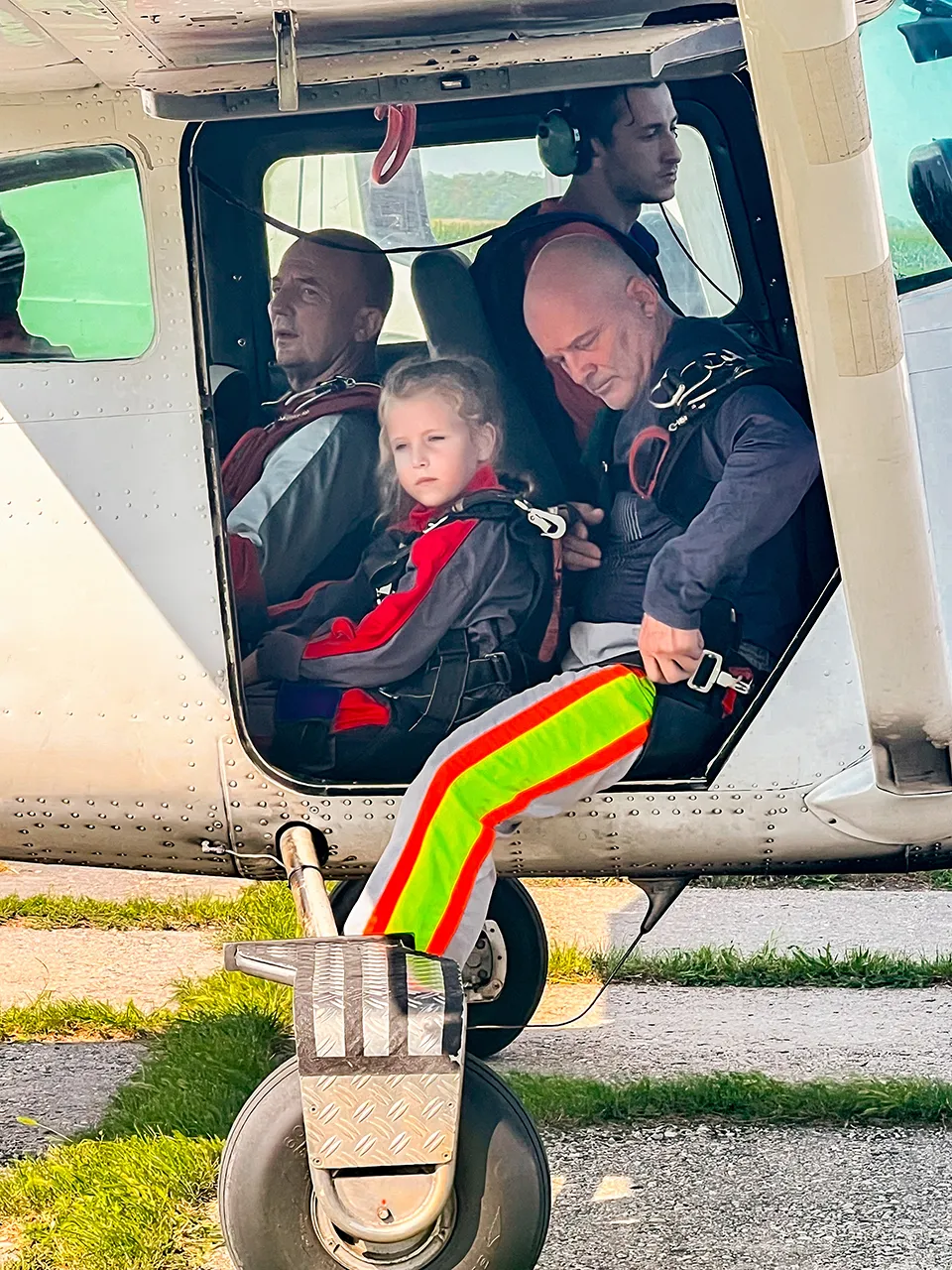 Tandemový zoskok s padákom Nové Zámky-3