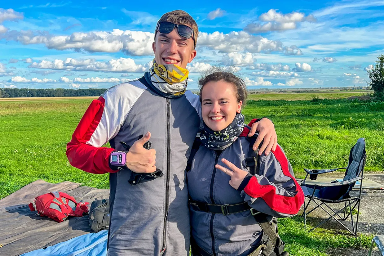 Tandemový zoskok s padákom Nové Zámky-5