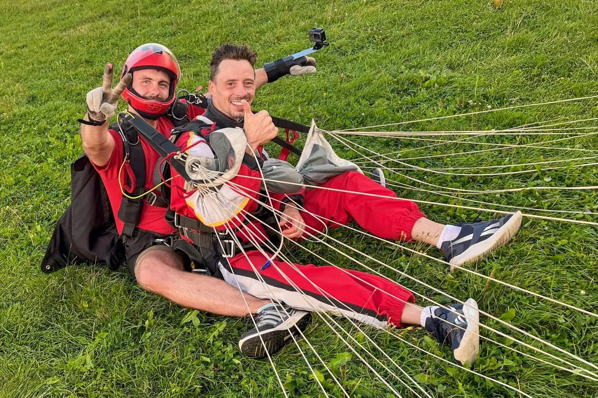 Tandemový zoskok s padákom Košice-10