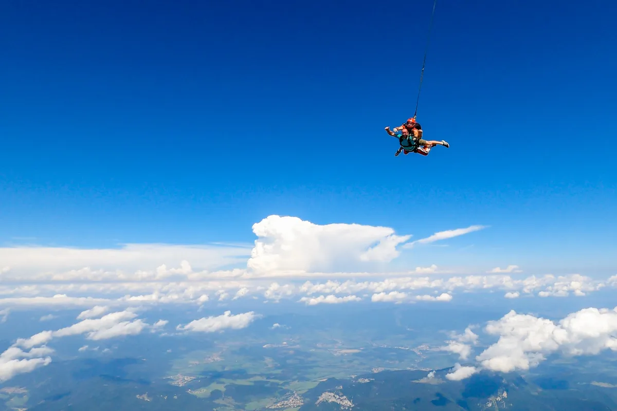 Tandemový zoskok s padákom Prešov-0