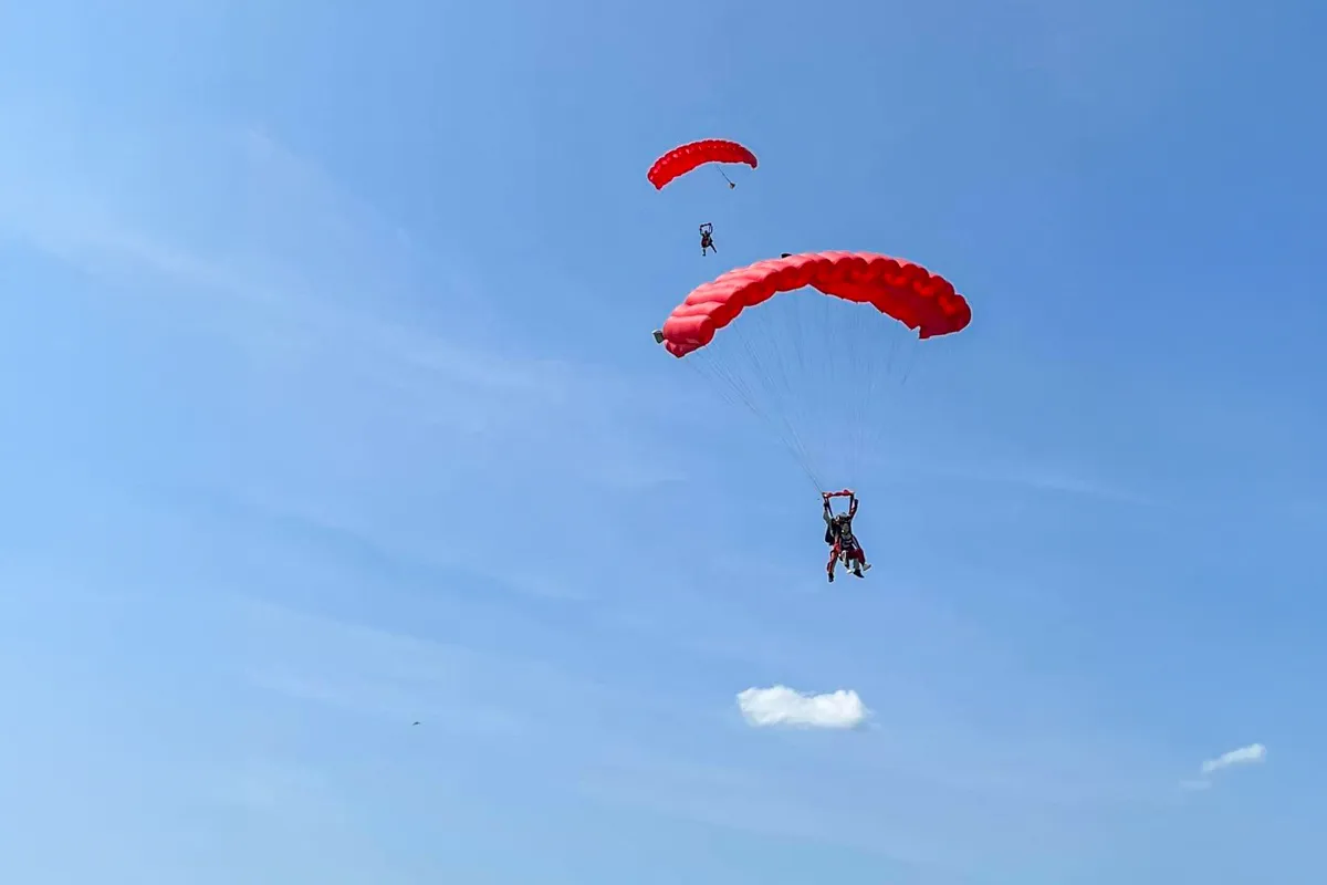 Tandemový zoskok s padákom Liptov-3