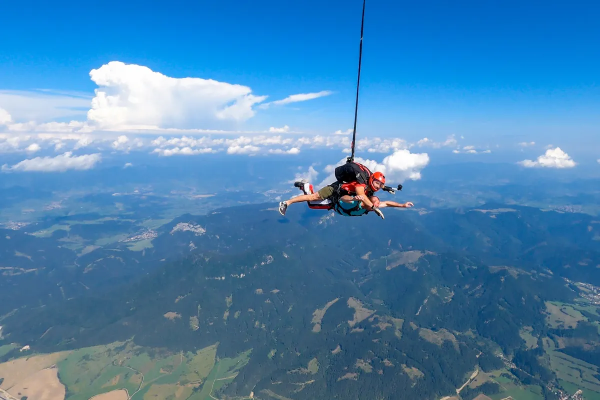 Tandemový zoskok s padákom Liptov-12
