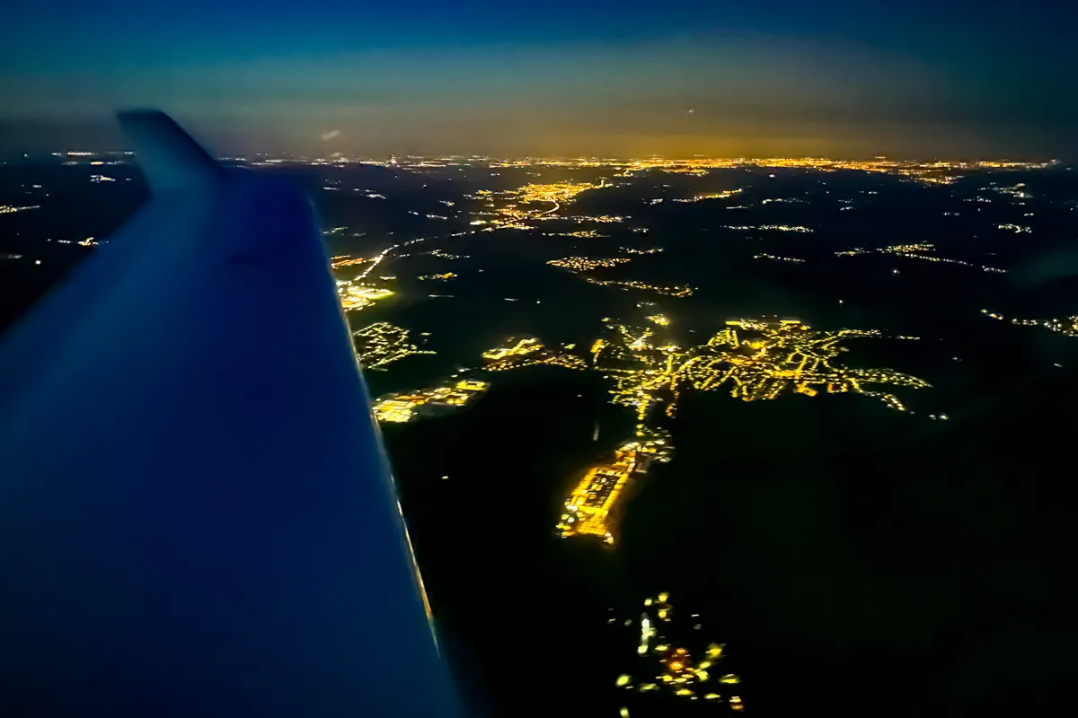 Nočný zážitkový let lietadlom Bratislava-2