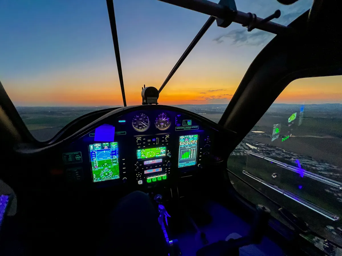 Nočný zážitkový let lietadlom Bratislava-5