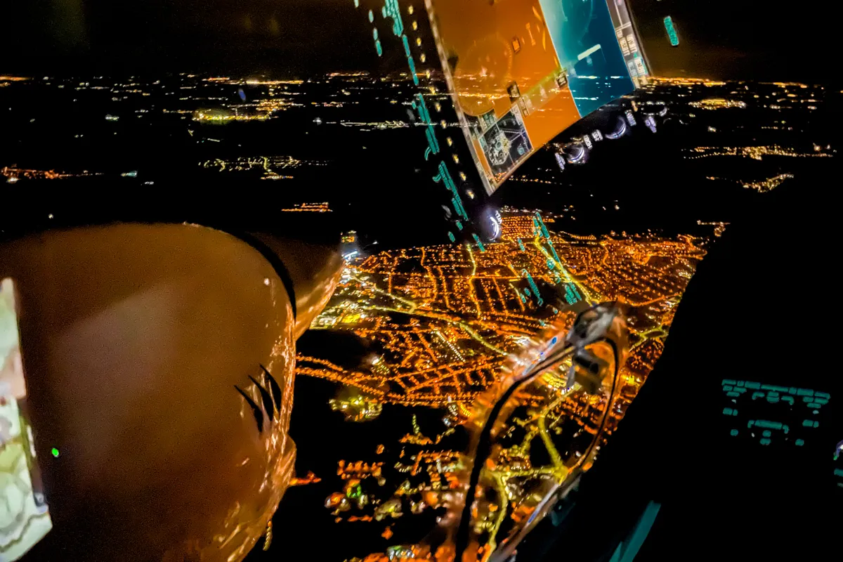 Nočný zážitkový let lietadlom Bratislava-7