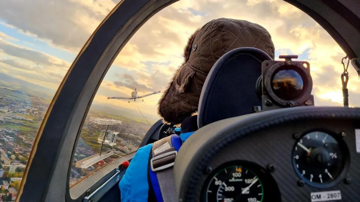 Obdivujte Stredné Slovensko z vtáčej perspektívy – vzlietnite z Očovej na vetroni