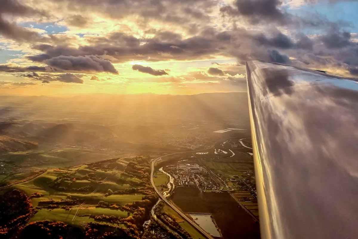 Zážitkový let vetroňom Očová-0