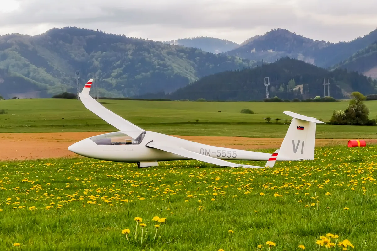 Zážitkový let vetroňom Očová-4