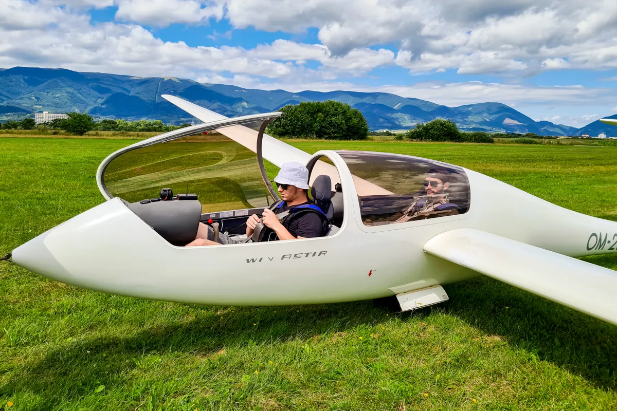 Zážitkový let vetroňom Očová-1