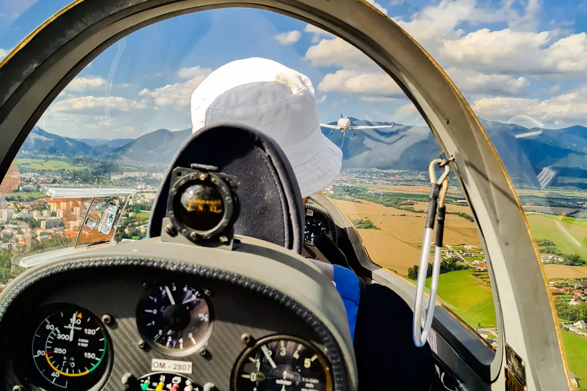 Zážitkový let vetroňom Prešov-3