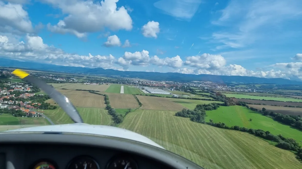 Pilotom lietadla na skúšku Partizánske-0