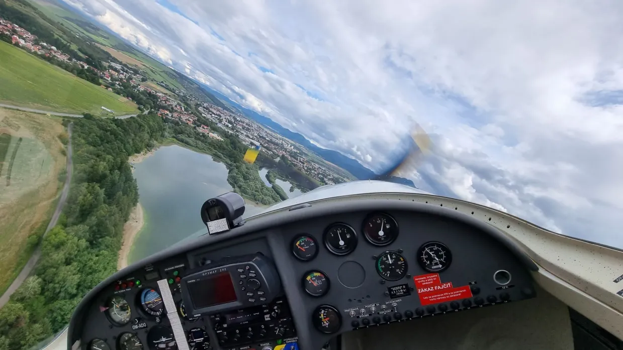 Pilotom lietadla na skúšku Nové Zámky-3