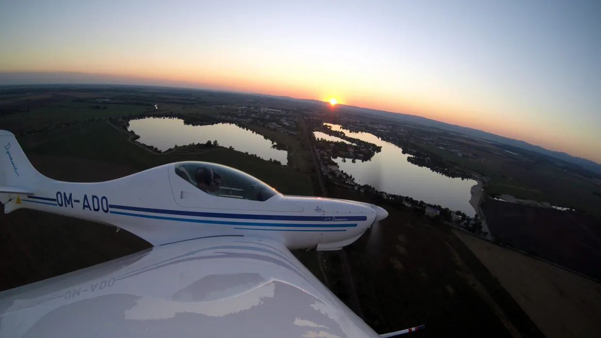 Pilotom lietadla na skúšku Senica-3