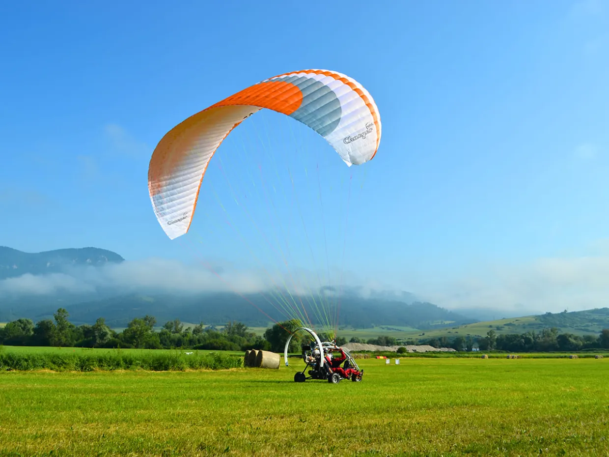 Motorový paragliding Liptov-13