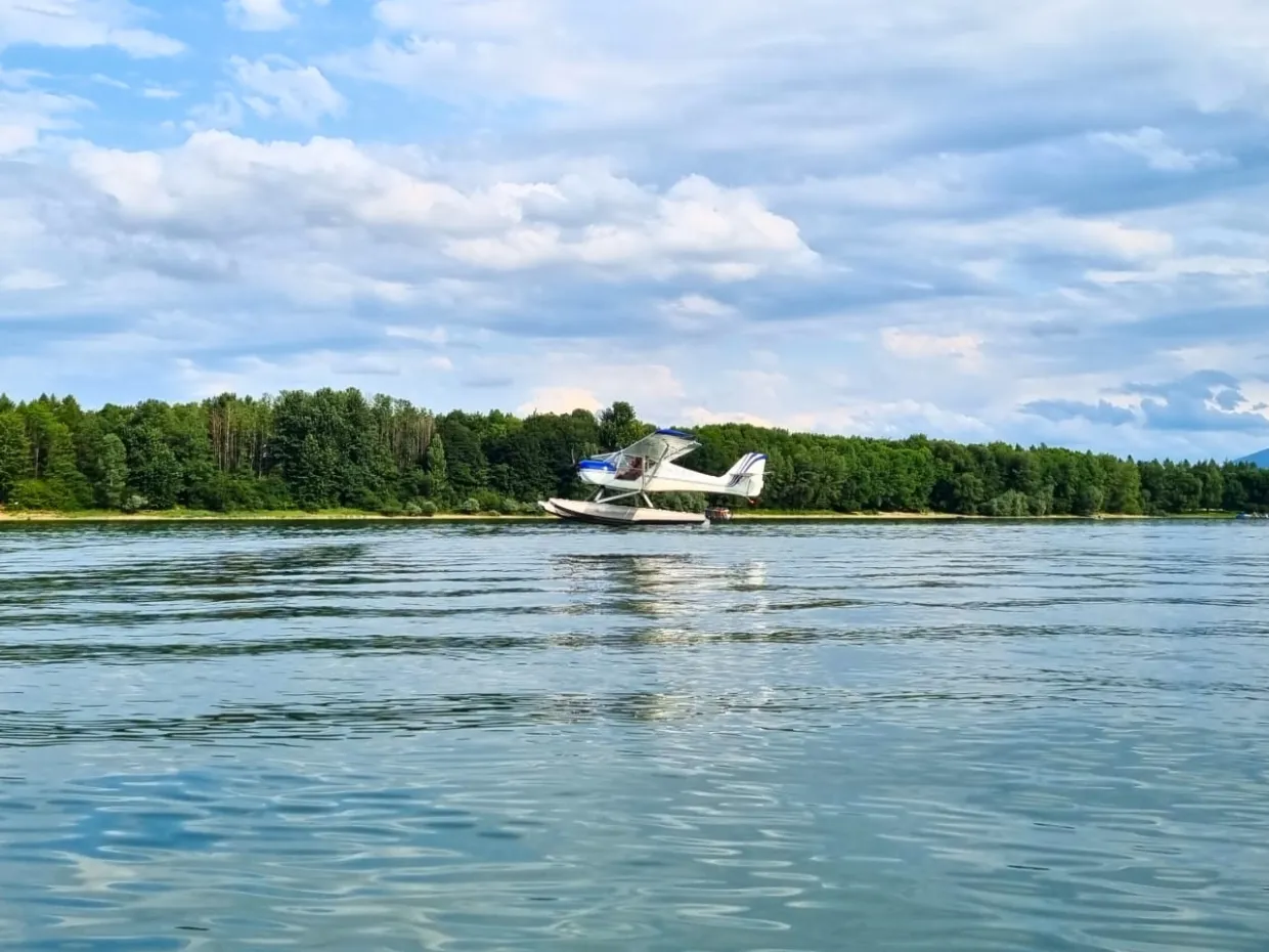 Pilotom hydroplánu na skúšku Liptovská Mara-11