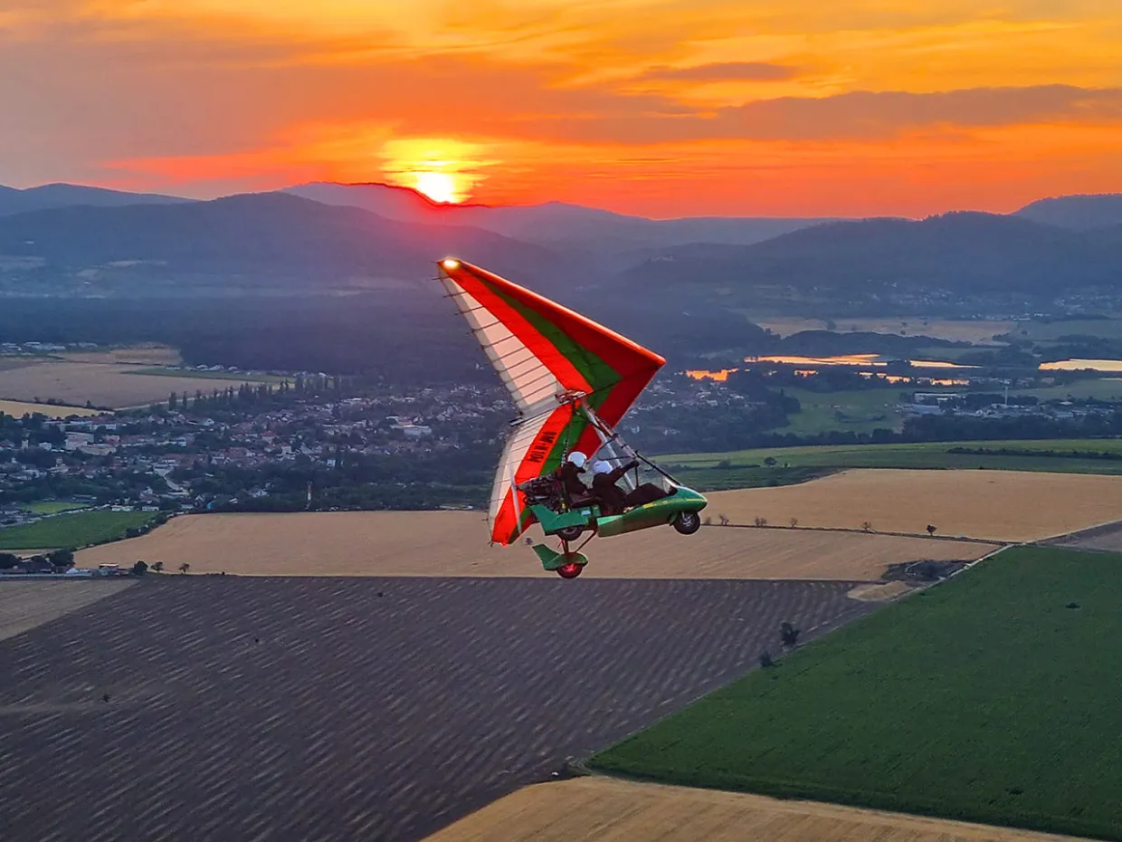 Pilotom rogala na skúšku Bratislava-11