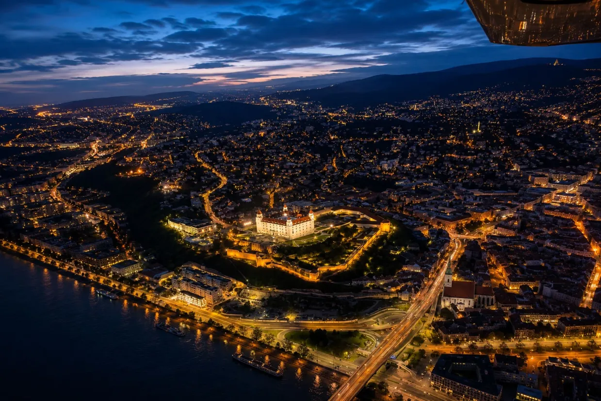 Nočný let pilotom lietadla na skúšku Bratislava-0