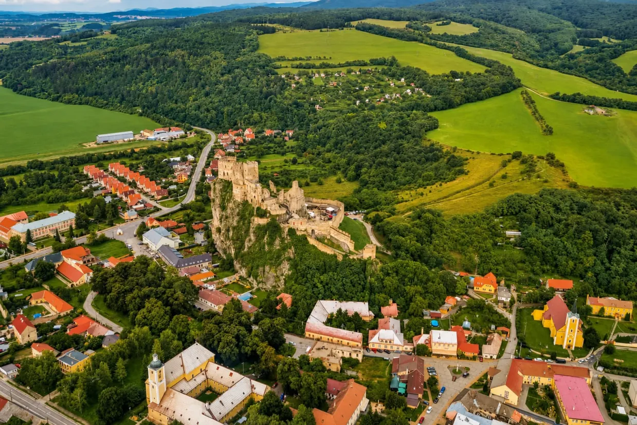 Zážitkový let lietadlom Trenčín-9