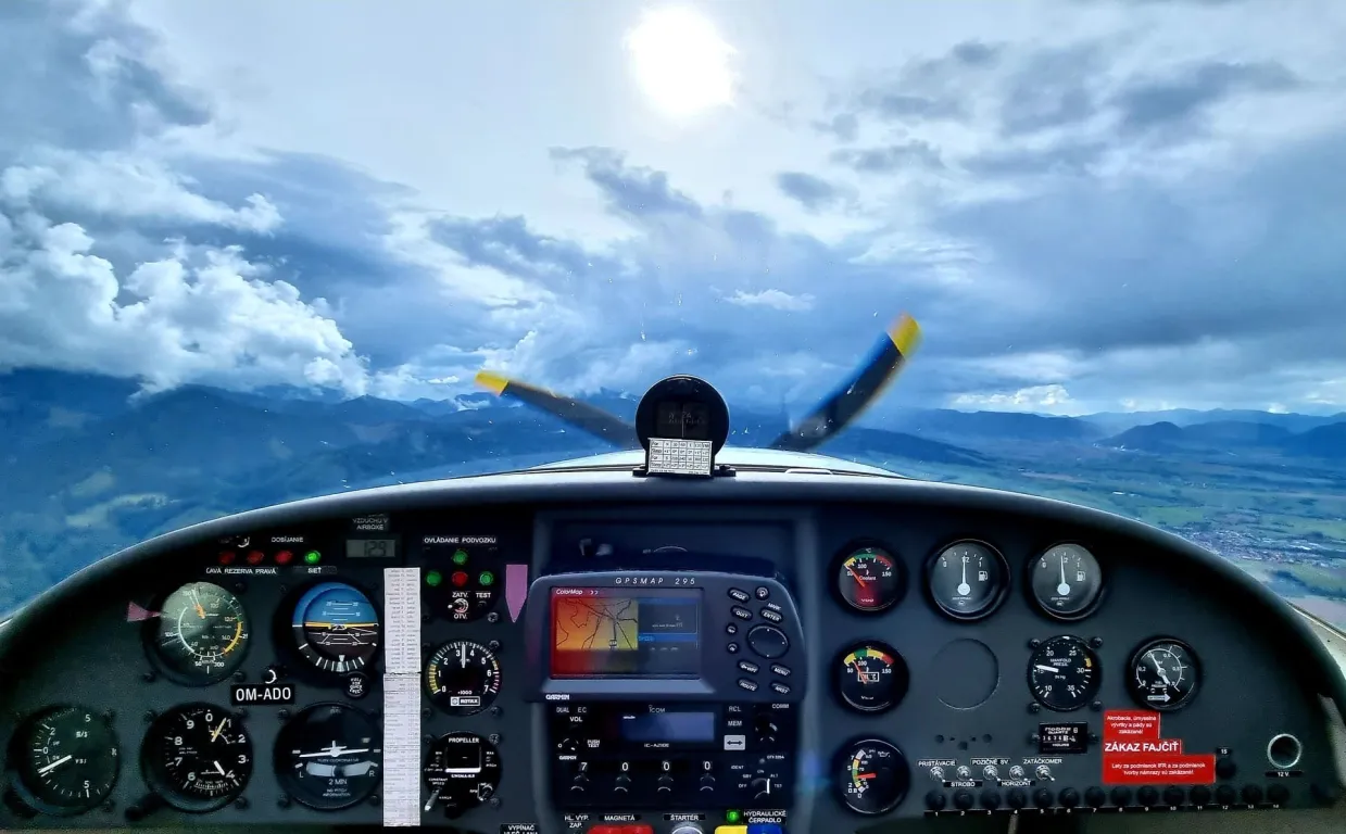Pilotom lietadla na skúšku Ražňany-1