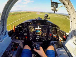 Pilotom stíhačky na skúšku Piešťany