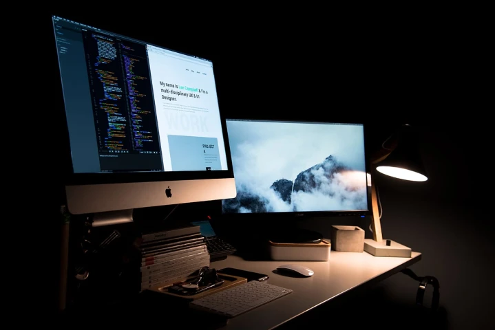 WordPress na kúpenej šablóne vs. šablóna na mieru: čo je pre vás lepšie?